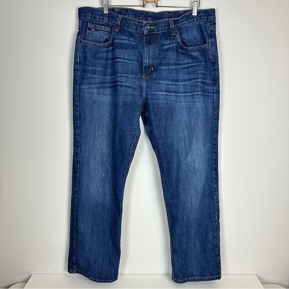 Tommy Hilfiger Relaxed Straight Leg Jeans 40x30 - Picture 1 of 9